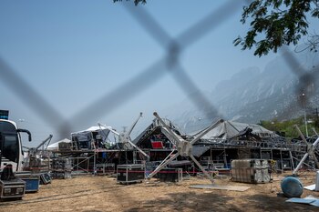 La caída del templete dejó