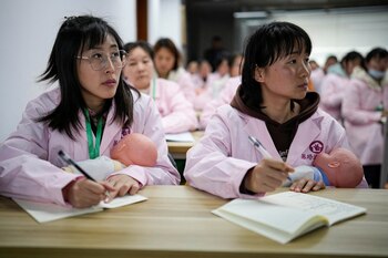 Mujeres en un curso de