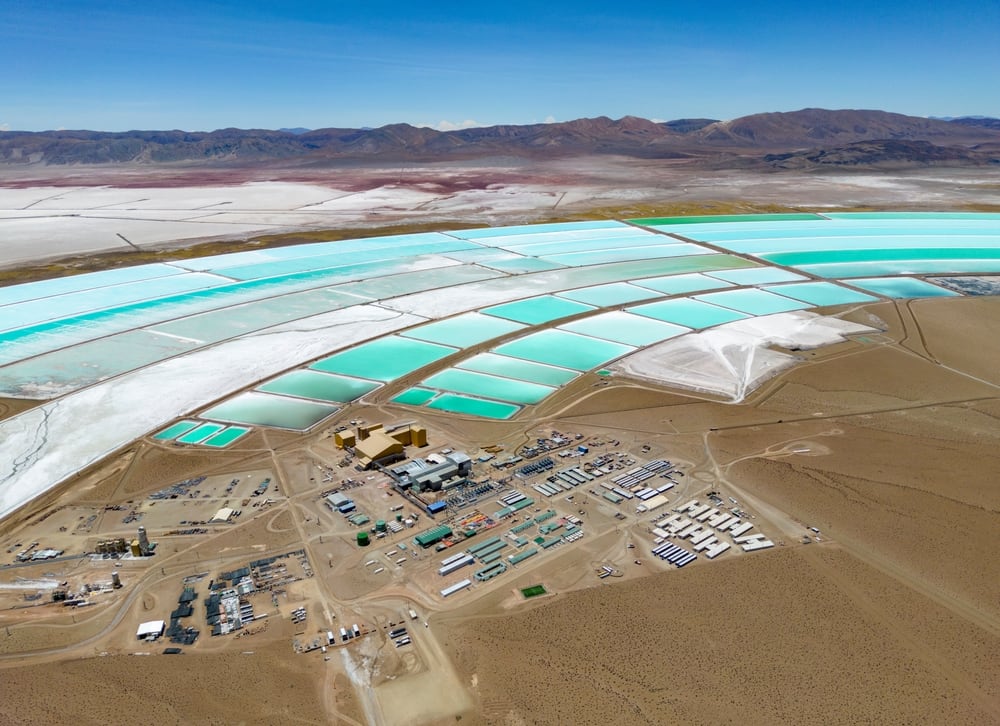 Plantas de extracción de litio en el norte argentino, punto de interés para inversores globales