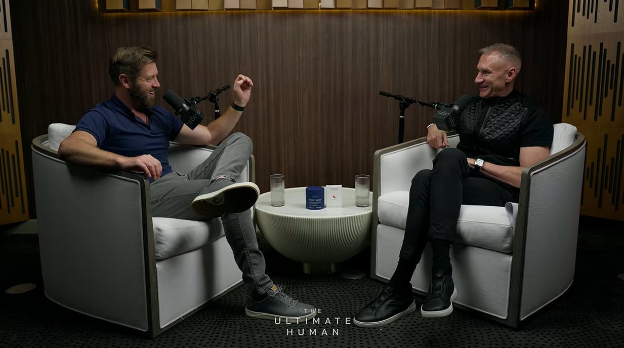 Gary Brecka sostuvo que la búsqueda constante de confort acelera el envejecimiento del cuerpo humano (Captura de video de Ultimate Human Podcast with Gary Brecka)