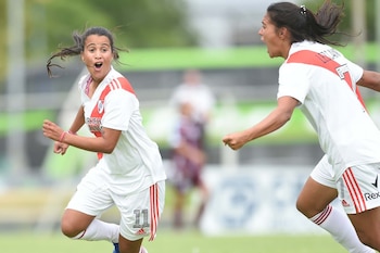 La uruguaya Carolina Birizamberri juega