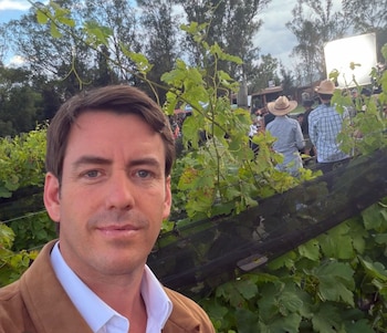 Juan Diego Covarrubias evita dar declaraciones sobre la separación y solo pide a sus seguidores que ya no le envíen fotos ni videos.