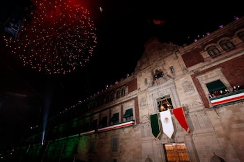 Finalizó con tres “¡Viva México!”