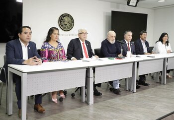 El Senado abrió un conversatorio