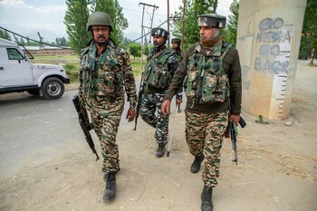 Imagen DV25RLRCYRBVLLT5UPZE352JGE