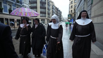 Siete ex monjas de Belorado serán juzgadas por "trato denigrante, coacciones y abandono" a 5 religiosas mayores
