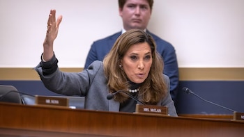 Las declaraciones de la congresista María Elvira Salazar reavivan el debate por la seguridad de los exiliados nicaragüenses