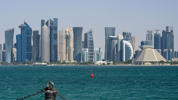 Qatar denuncia tres heridos, entre ellos un menor, durante los ataques iraníes de esta pasada noche