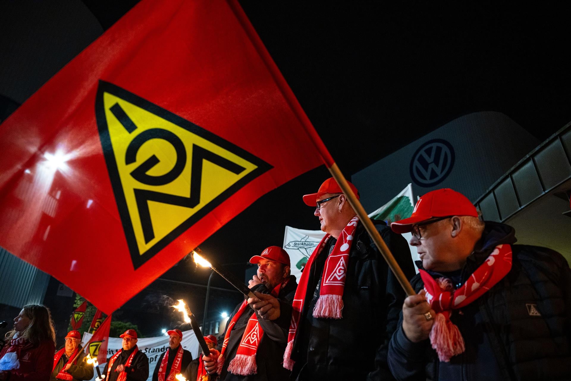 El sindicato IG Metall amenaza con convocar huelgas en Volkswagen en Alemania a partir de enero