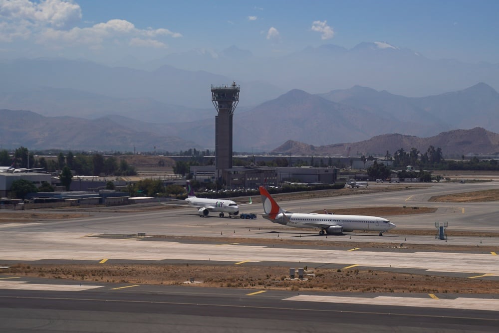 Durante el primer semestre de 2026, el volumen de carga movilizada por vía aérea aumentó 3,6% en Latinoamérica y el Caribe (Foto: Shutterstock)