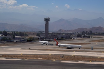 Durante el primer semestre de 2026, el volumen de carga movilizada por vía aérea aumentó 3,6% en Latinoamérica y el Caribe (Foto: Shutterstock)