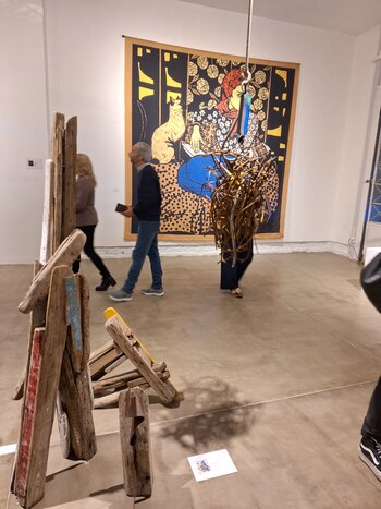 Con la apertura de tres