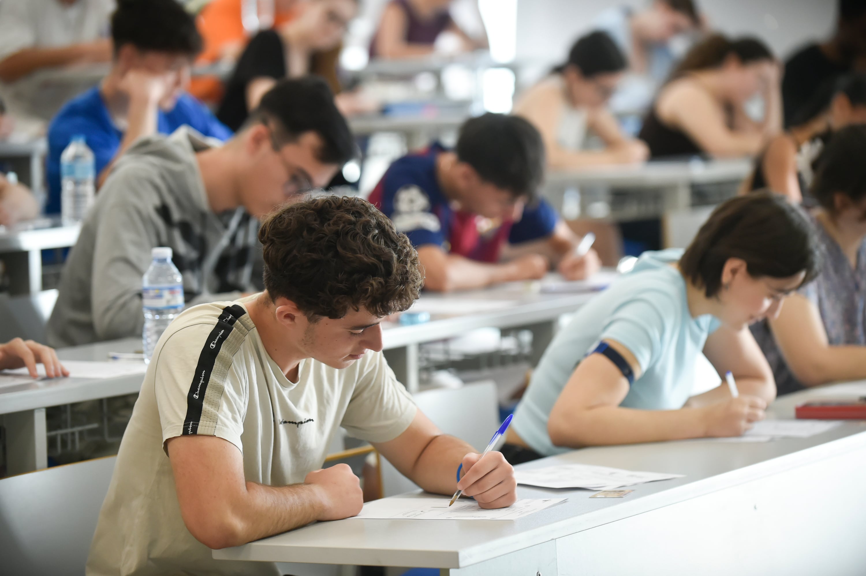 La matrícula promedio de un máster presencial en universidades públicas españolas ronda los 9.070 euros para alumnos de fuera de la Comunidad Europea. (Europa Press)