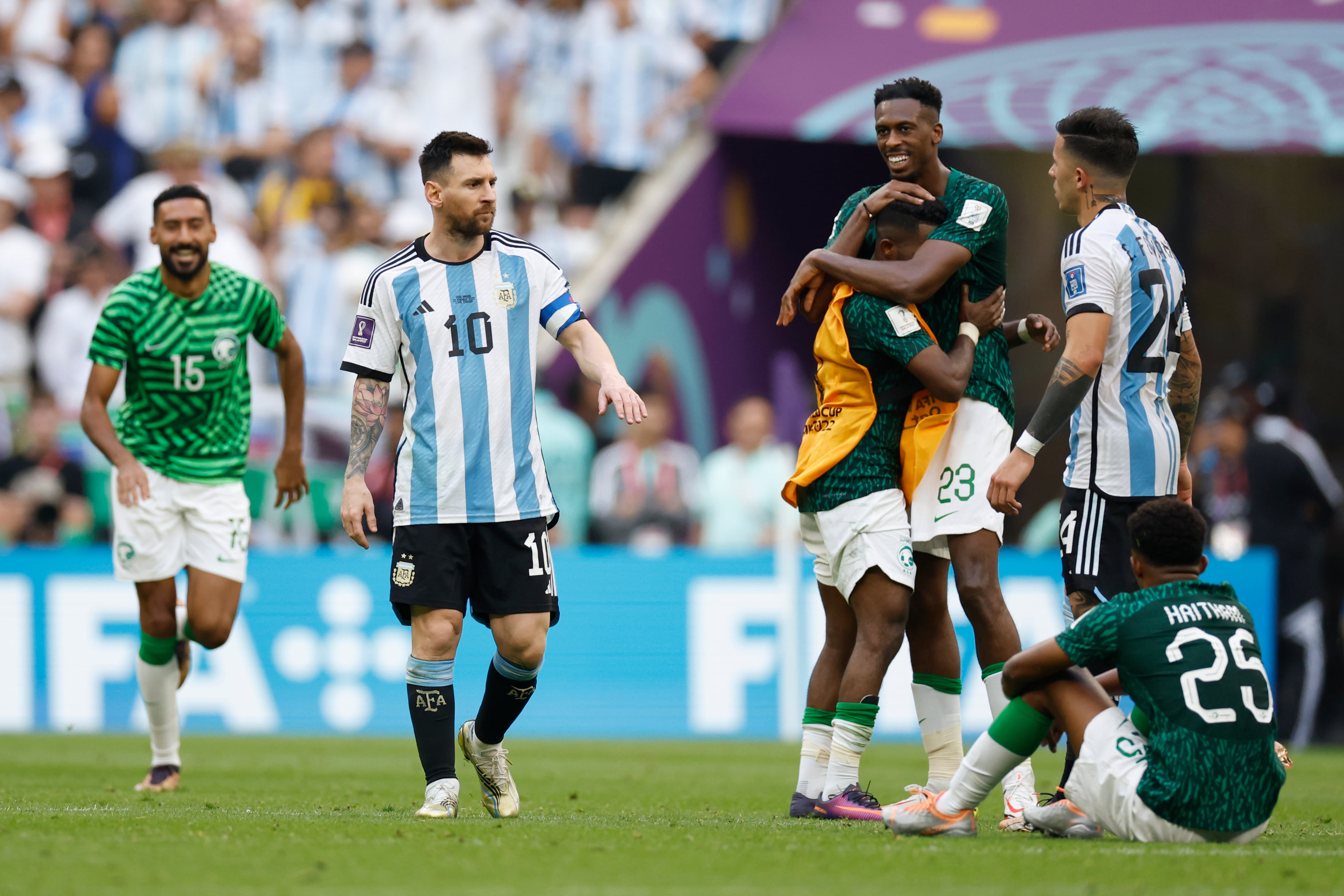 Saravia explicó que Messi ocupa para muchas personas el lugar del ideal del yo y que su posible adiós obliga a reconocer el paso del tiempo (Juan Ignacio Roncoroni/EFE)