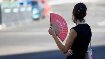 Domingo de lluvias en Galicia y Asturias y calor en el resto del país: muchas zonas volverán a superar los 35 grados