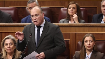 Tellado acusa a Díaz de formar parte de un "Gobierno de chorizos" y de hundir Sumar: "Pase al PSOE y haga su magia"