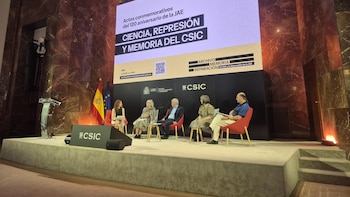 CSIC "hace una revisión de su memoria" y presenta un archivo con 500 investigadores depurados por la dictadura