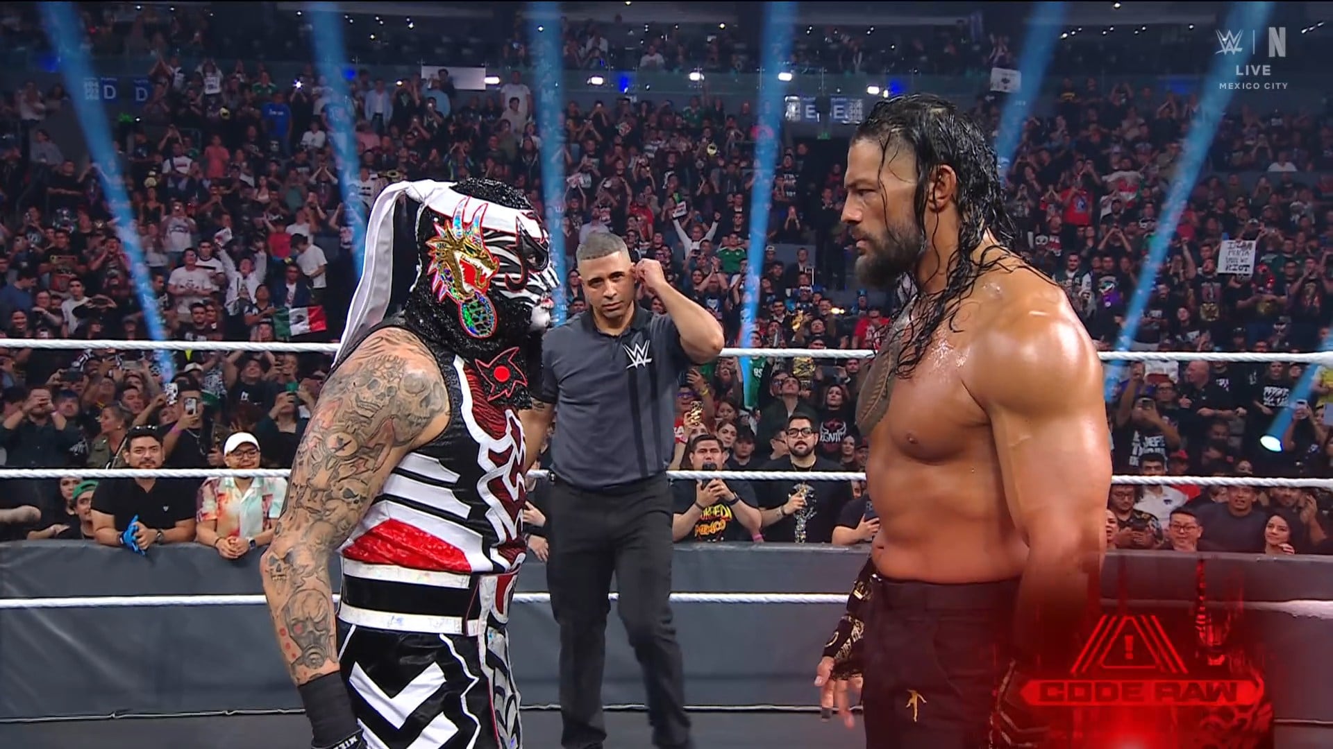 Penta se ha enfrentado a grandes luchadores de la WWE para llegar lograr obtener el maletín. (Captura de pantalla)