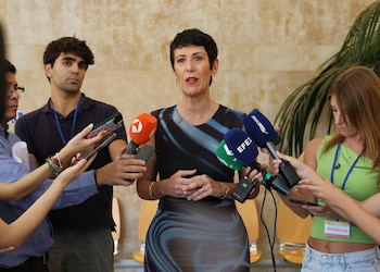 27/07/2026 La ministra de Inclusión, Seguridad Social y Migraciones, Elma Saiz, durante la IV Comisión de Seguimiento del Ingreso Mínimo Vital (IMV), en la sede del Ministerio, a 27 de julio de 2026, en Madrid (España). Durante la reunión se prevé analizar la situación actual de las políticas del IMV, tras seis años desde su puesta en marcha, además de abordar los avances en la gestión, como la reforma del incentivo al empleo.
POLITICA
Marta Fernández - Europa Press
