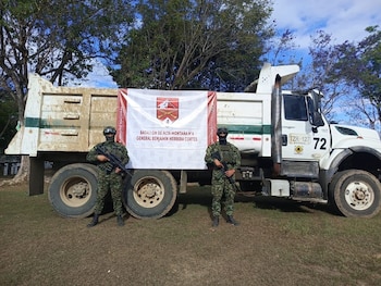 Las tropas del Ejército ubicaron el vehículo en la vereda Guasimal, en el municipio de Patía, Cauca - crédito @COL_EJERCITO/X