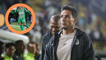James Rodríguez debutó con Atlético Nacional y su técnico explicó la diferencia de verlo en el Estadio que en televisión: “Al balón le gusta que él lo consienta”