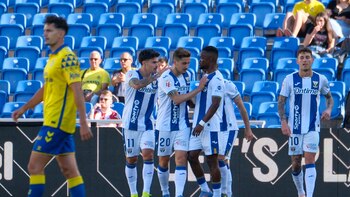 El Leganés domina al descanso