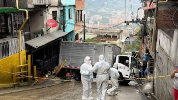 Tragedia en Medellín: un niño falleció luego de ser arrollado por un furgón