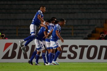En la imagen, un registro de otra celebración de los jugadores de Millonarios. EFE/Carlos Ortega/Archivo