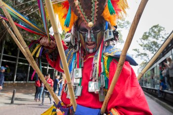 Bogotà, 19 de marzo de 2018.- Desfile del Festival Iberoamericano de teatro de Bogota.
Fotos: Augusto Starita / Ministerio de Cultura de la Nacion