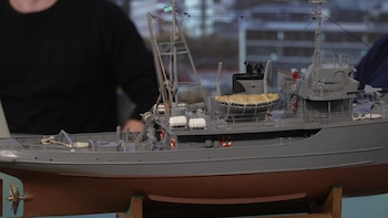 El sentido homenaje del Club Argentino de Modelismo Naval: la historia de Malvinas en barcos a escala