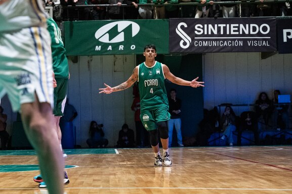 Tucu Emiliano Lezcano, hero