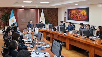 Una misión de Fitch Ratings inicia en Guatemala una nueva evaluación de la economía