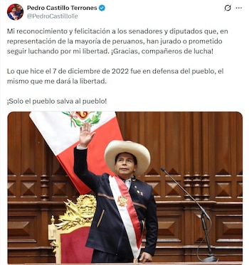 Captura de pantalla de un tuit de Pedro Castillo Terrones con una foto de sí mismo luciendo un sombrero y una banda presidencial, frente a la bandera de Perú