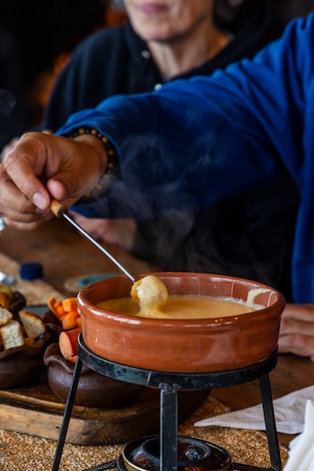 El fondue de queso, una