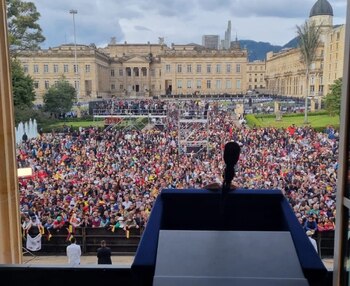 El gabinete de ministros acompaña
