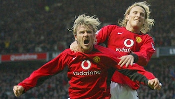 Forlán confesó cómo era convivir con Beckham en el Manchester United: “Era un fenómeno global”