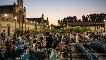 Los mejores planes para este fin de semana en Madrid: el ‘indie’ llega a Matadero, el cine a la fresca regresa a los barrios y el Mundial aterriza en plena calle