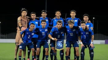 El Salvador sella su clasificación