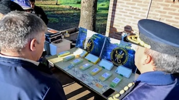 Detuvieron a dos mujeres en Chaco que viajaban con una bebé y más de 8 kilos de cocaína