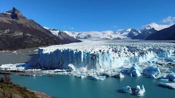 Los científicos remarcaron que las proyecciones sobre el futuro del glaciar dependen de variables climáticas que pueden modificar el ritmo de retroceso. (Reuters TV/via REUTERS)