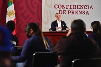 El funcionario les agradeció por