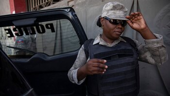 Edvie Boursiquot, oficial de policía