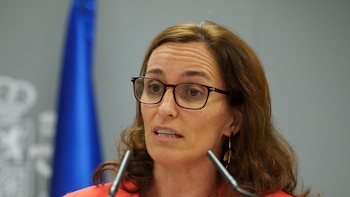 Mónica García rechaza hablar de