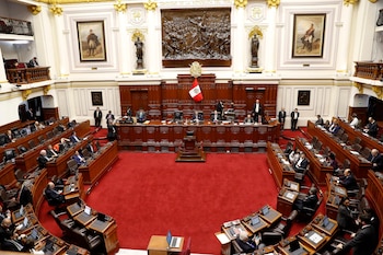 Está en las manos del Congreso la elección del nuevo titular del TC. EFE/Paolo Aguilar/Archivo