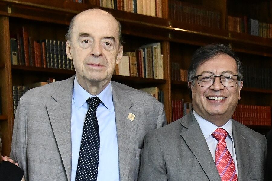 La relación entre Álvaro Leyva y Gustavo Petro se fracturó tras la salida del exfuncionario del gabinete - crédito César Carrión/Presidencia