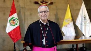 Monseñor Carlos Castillo condena expresiones racistas contra ciudadanos de la sierra: “No podemos seguir así”