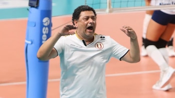 “No voy a salir a quejarme ni a llorar”: César Arrese habla sobre las críticas que recibió de algunas jugadoras de Universitario
