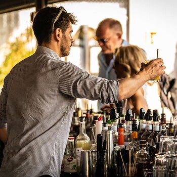gastronomía en patios y terrazas