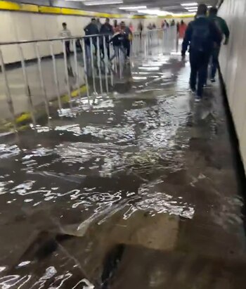 Captan encharcamientos en la estación
