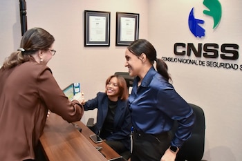 El Seguro de Riesgos Laborales extiende su reconocimiento a accidentes ocurridos durante el trayecto hacia el trabajo o de regreso al hogar. (Cortesía: CNSS)